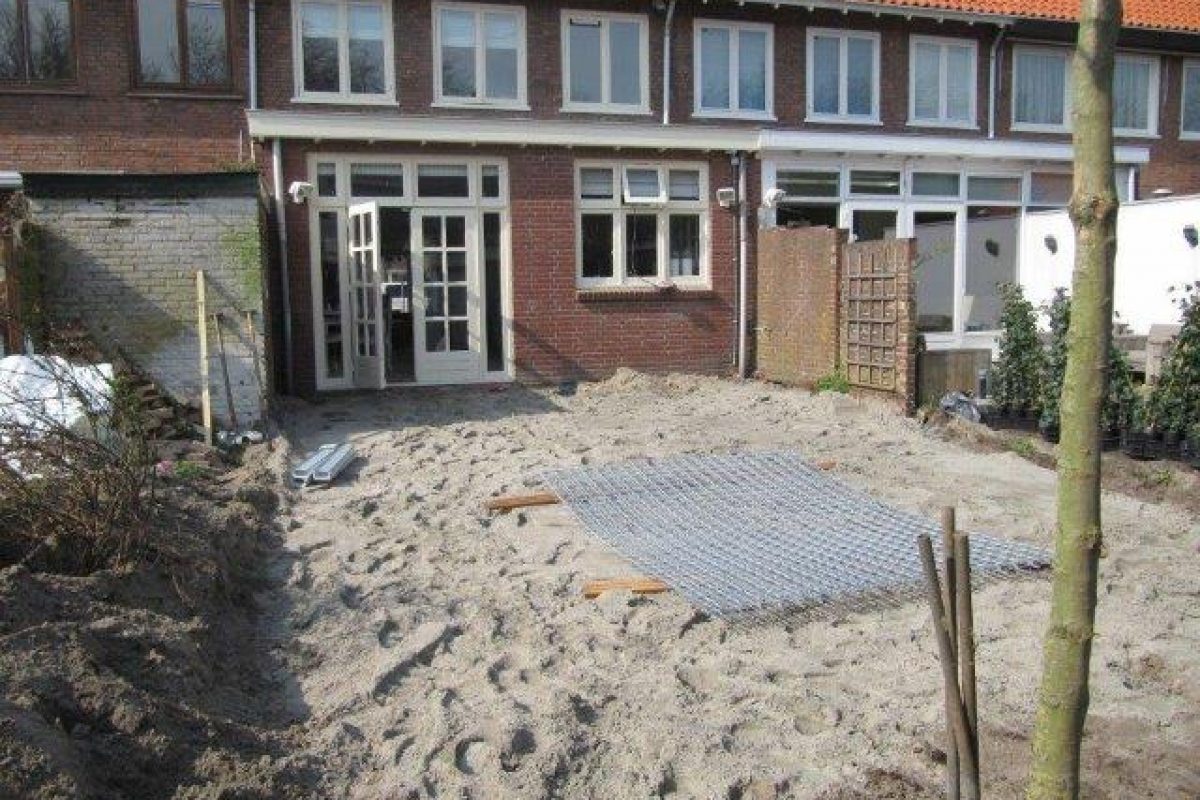Complete herinrichting voor- en achtertuin